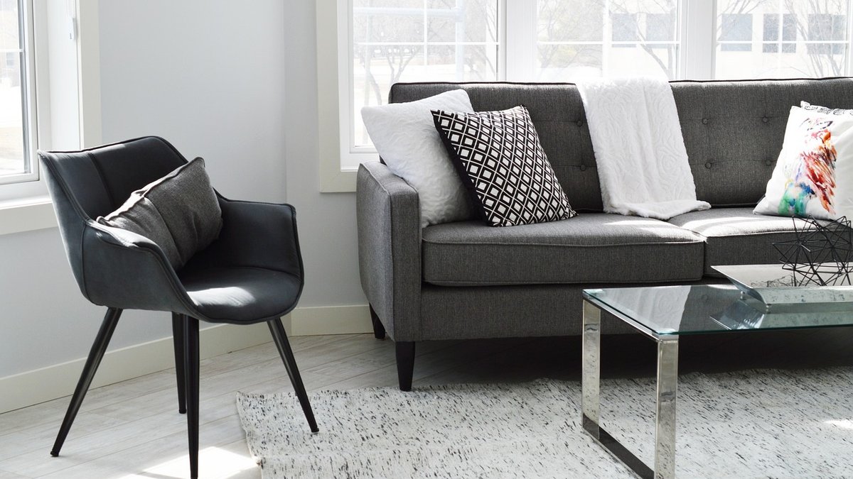 Creating a Cosy Reading Nook in a Small Living Room